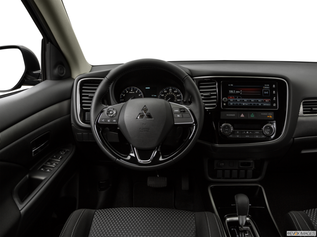 2018 mitsubishi outlander dashboard