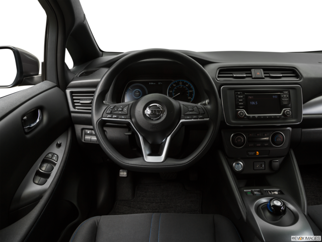 2018 nissan leaf dashboard