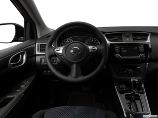 2018 nissan sentra dashboard