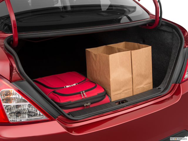 2018 nissan versa cargo area with stuff