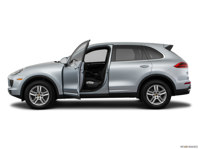 2018 porsche cayenne side