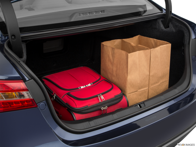 2018 toyota avalon cargo area with stuff