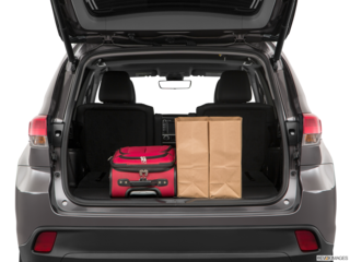 2018 toyota highlander cargo area with stuff