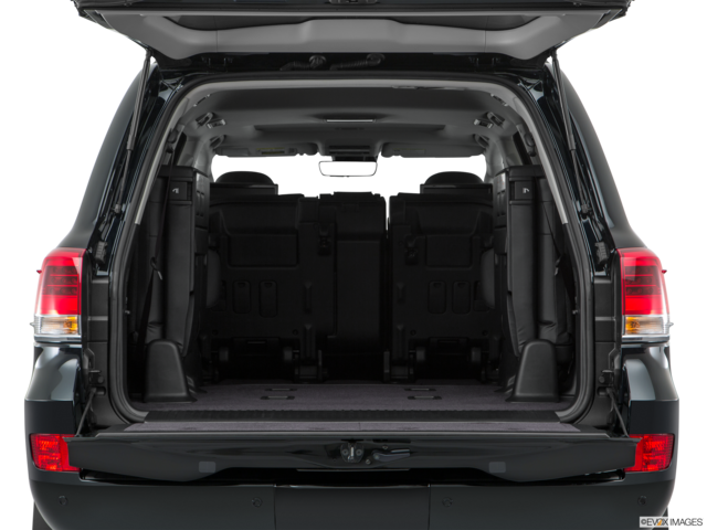 2018 toyota land-cruiser cargo area empty