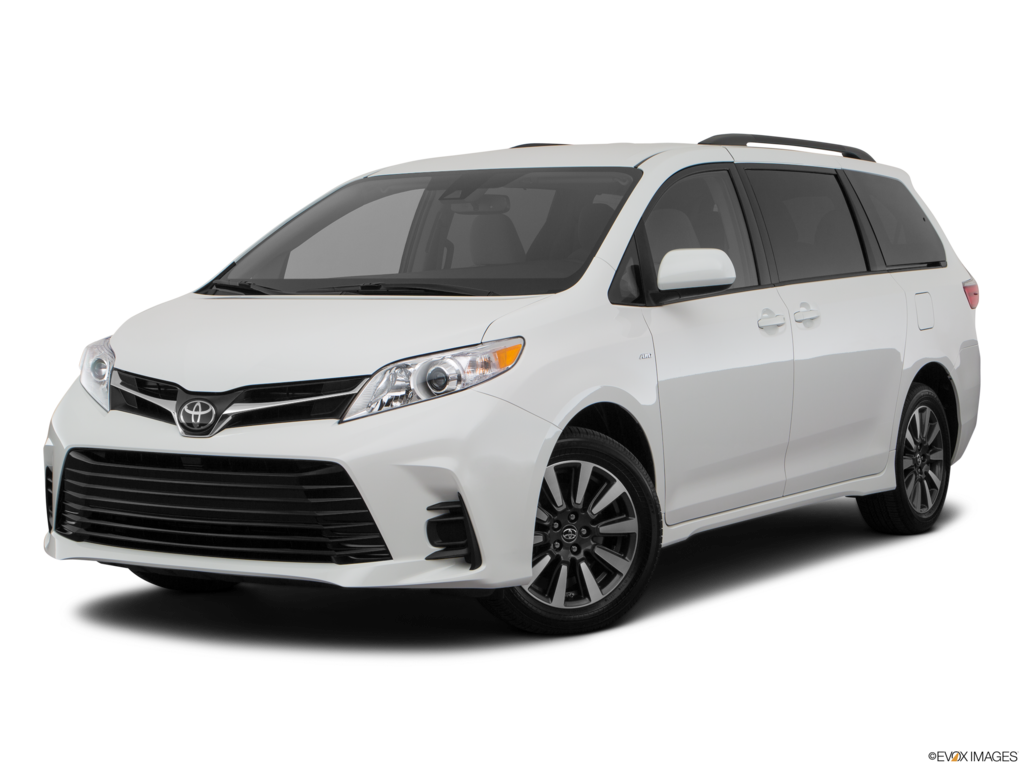 2018 toyota sienna angled front