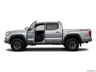 2018 toyota tacoma side