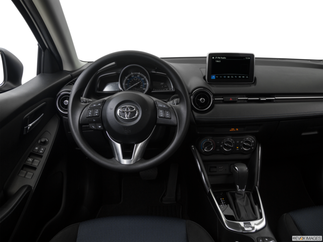 2018 toyota yaris-ia dashboard