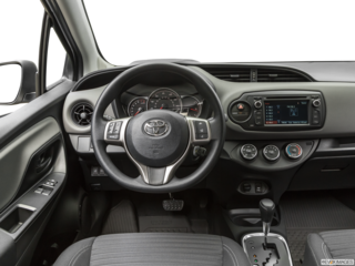 2018 toyota yaris dashboard