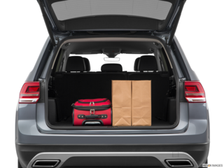 2018 volkswagen atlas cargo area with stuff