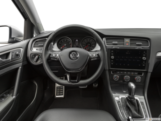 2018 volkswagen golf-alltrack dashboard