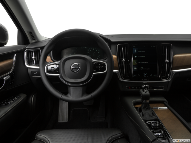 2018 volvo s90 dashboard