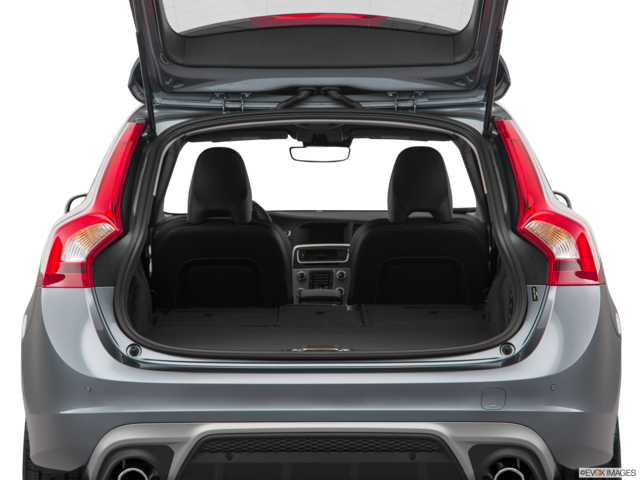 2018 volvo v60 cargo area empty