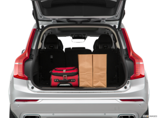 2018 volvo xc90 cargo area with stuff