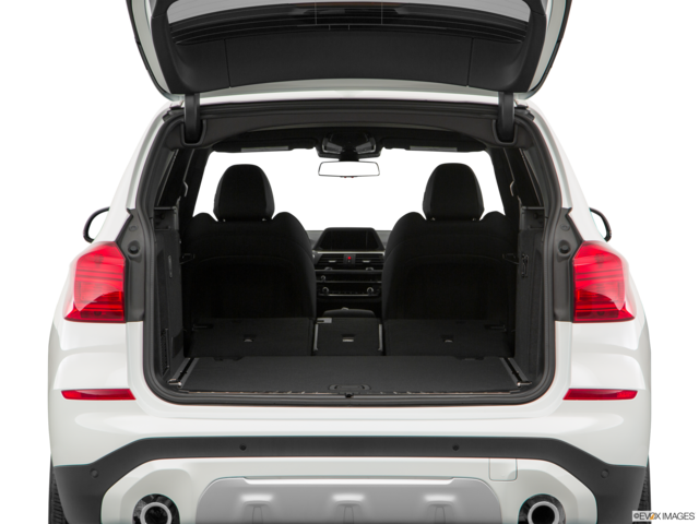 2019 bmw x3 cargo area empty