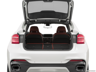 2019 bmw x6 cargo area empty