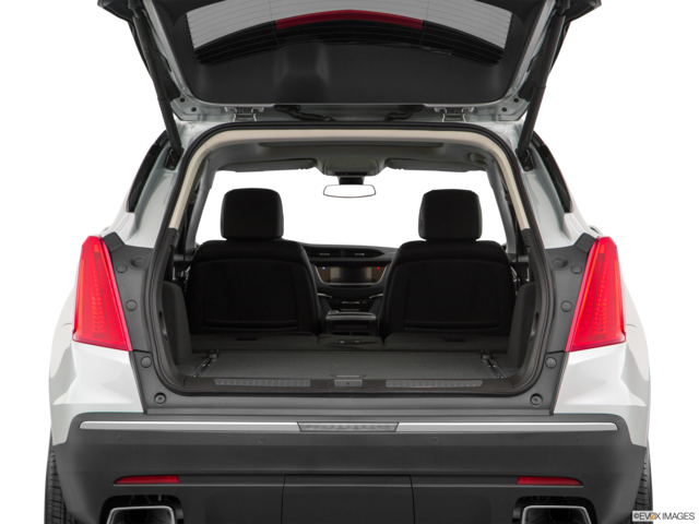 2019 cadillac xt5 cargo area empty