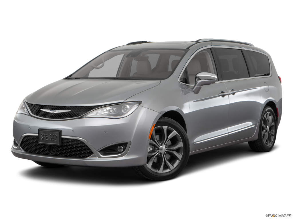 2019 chrysler pacifica angled front
