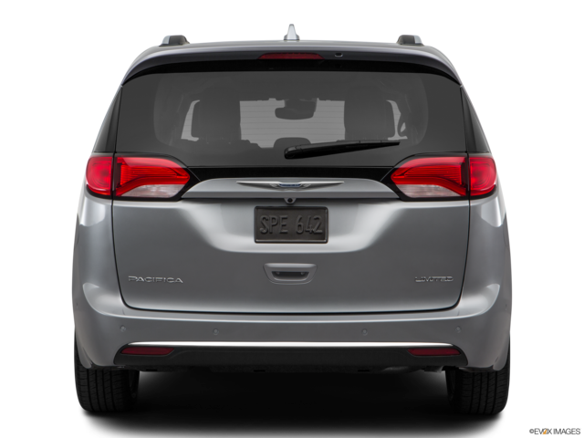 2019 chrysler pacifica back