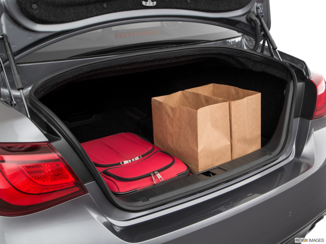 2019 infiniti q70 cargo area with stuff