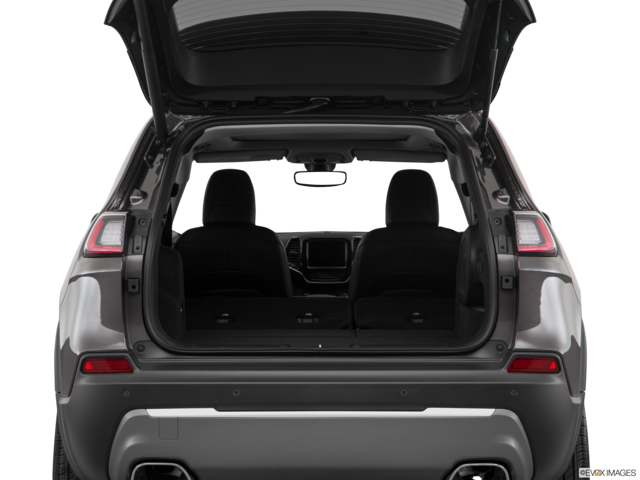 2019 jeep cherokee cargo area empty