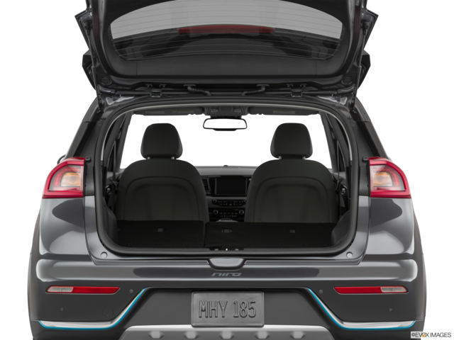2019 kia niro-plug-in-hybrid cargo area empty