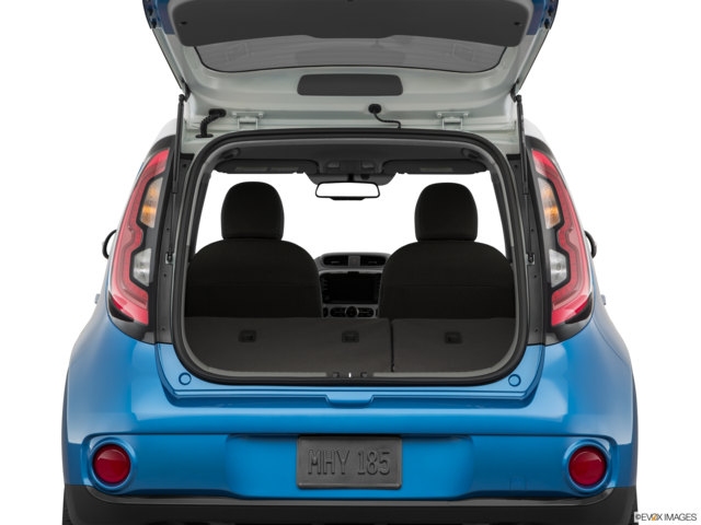 2019 kia soul-ev cargo area empty