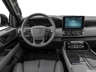 2019 lincoln navigator-l dashboard