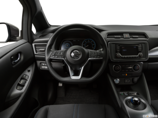 2019 nissan leaf dashboard