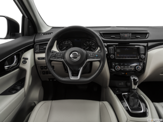 2019 nissan rogue-sport dashboard