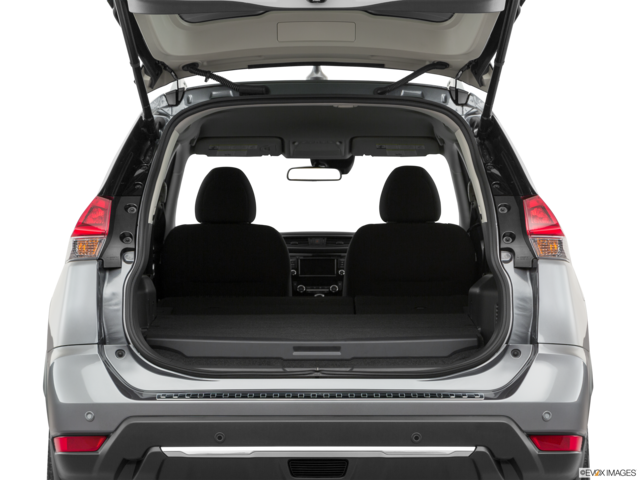 2019 nissan rogue cargo area empty