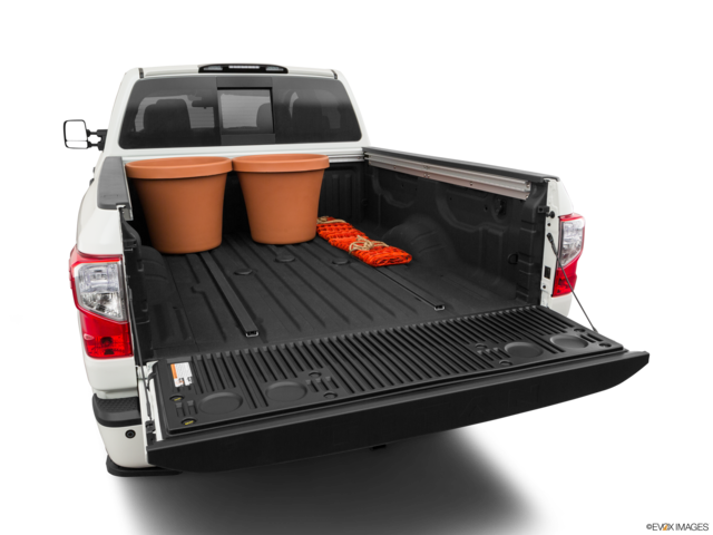 2019 nissan titan-xd cargo area with stuff