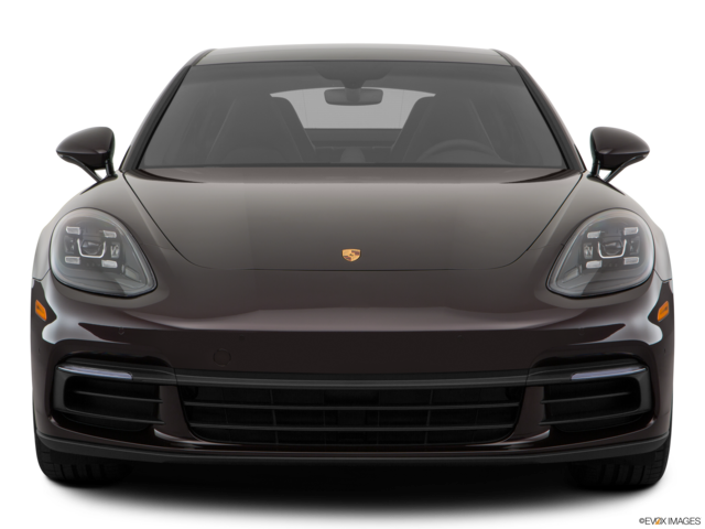 2019 porsche panamera front