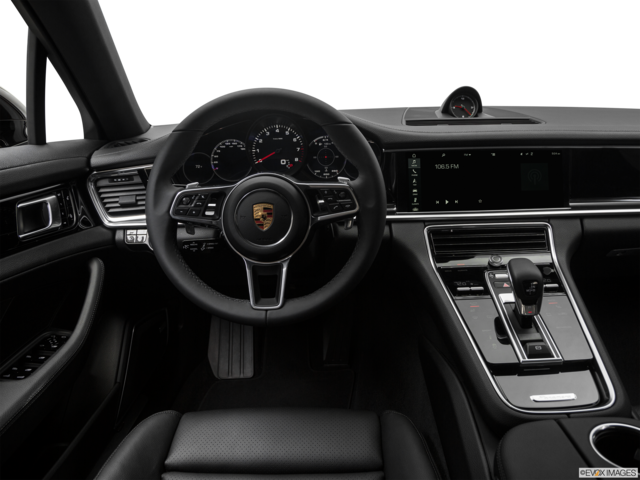 2019 porsche panamera dashboard