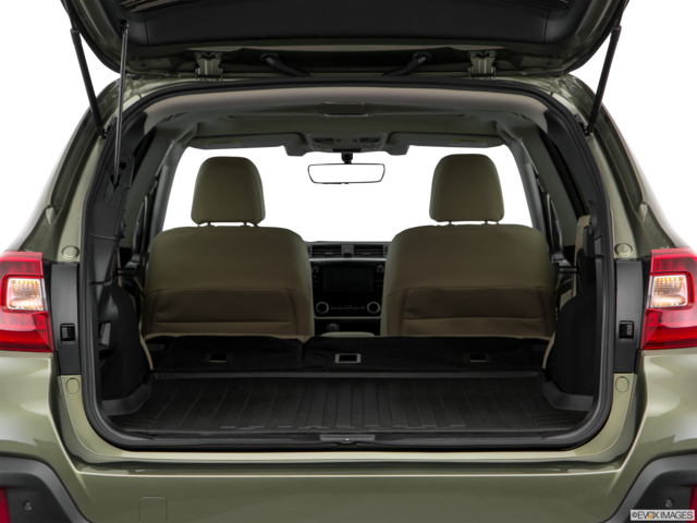 2019 subaru outback cargo area empty