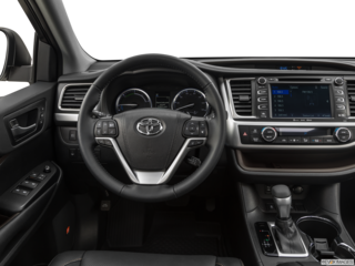 2019 toyota highlander-hybrid dashboard