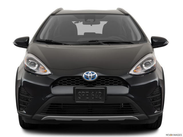 2019 toyota prius-c front