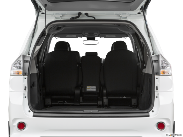 2019 toyota sienna cargo area empty
