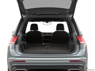 2019 volkswagen tiguan cargo area empty