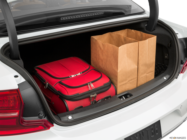 2019 volvo s90 cargo area with stuff