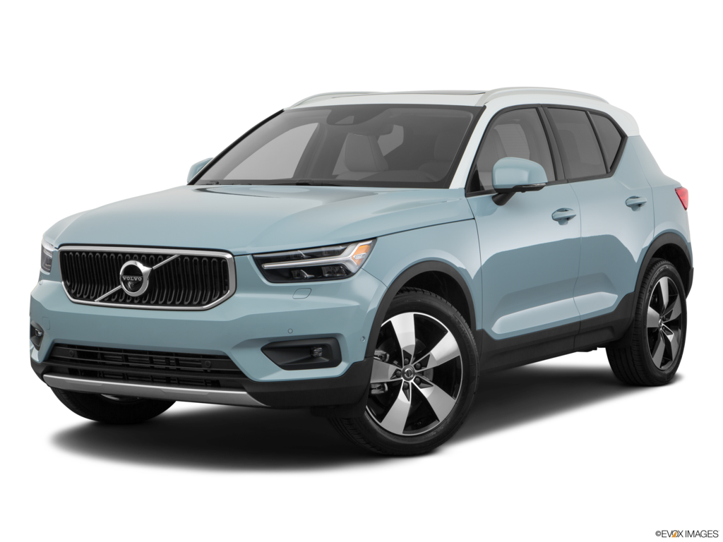 2019 volvo xc40 angled front