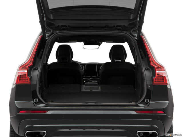 2019 volvo xc60 cargo area empty