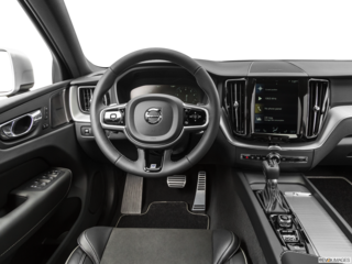 2019 volvo xc60 dashboard