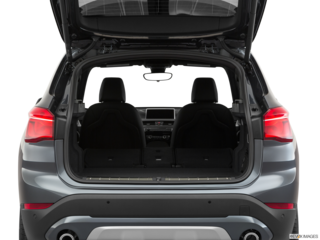 2020 bmw x1 cargo area empty