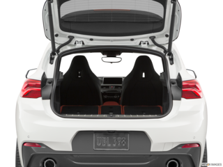 2020 bmw x2 cargo area empty