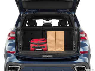 2020 bmw x5 cargo area with stuff