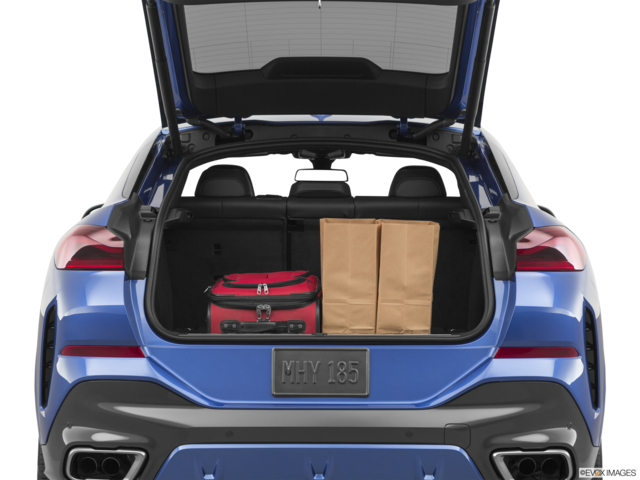 2020 bmw x6 cargo area with stuff