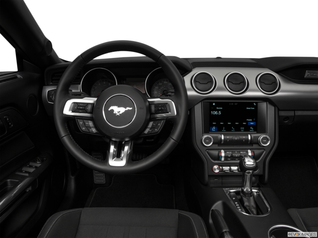 2020 ford mustang dashboard
