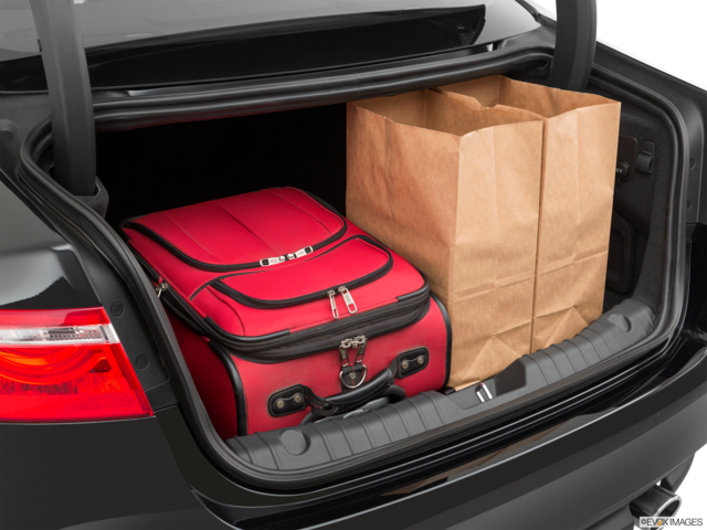 2020 jaguar xf cargo area with stuff