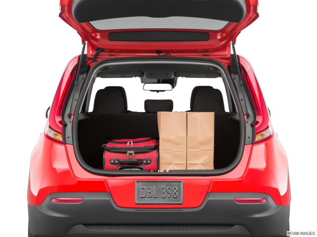 2020 kia soul cargo area with stuff
