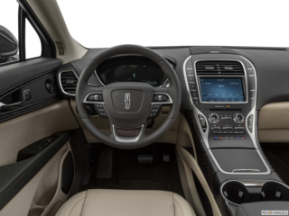 2020 lincoln nautilus dashboard